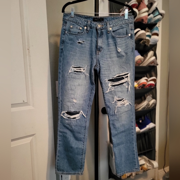 Aeropostale Denim - Aeropostale Women's Light Blue Distressed Boyfriend Jeans, Size 6, EUC